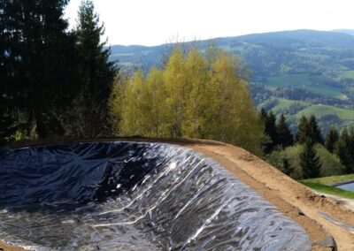 Abdichtungen von Bewässerungsteichen mit PEHD Dichtungsbahnen in der Südsteiermark von ANU Abdichtungen